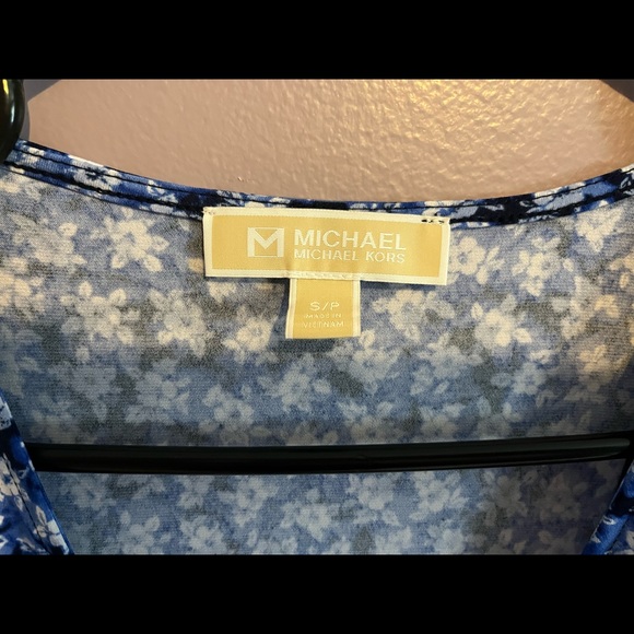 Michael Kors Floral Wrap Dress - Picture 5 of 5